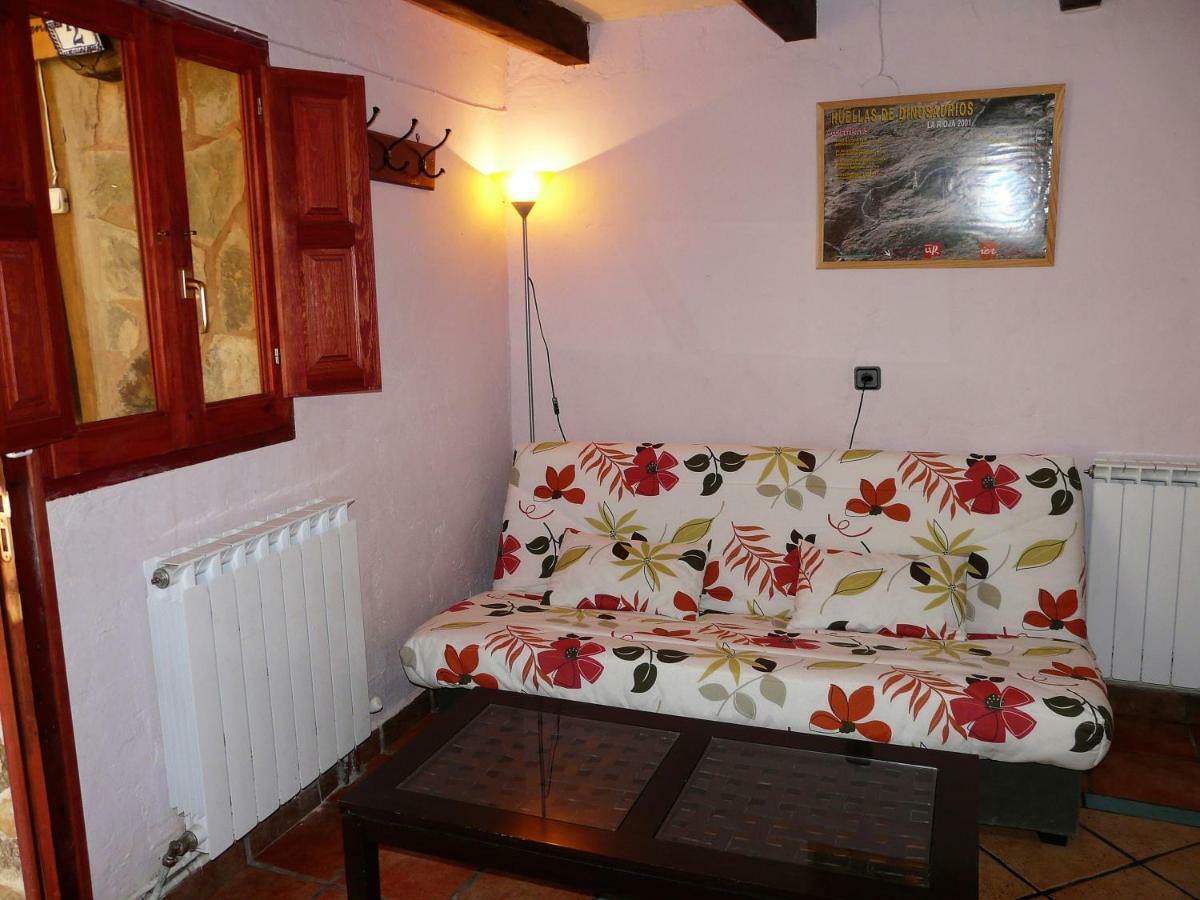 La Colmenita Apartment Navalsaz ภายนอก รูปภาพ
